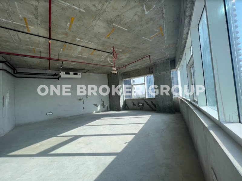 DIP1 FITTED OFFICE SPACE  PRIME LOCATION FOR RENT 50k-pic_1